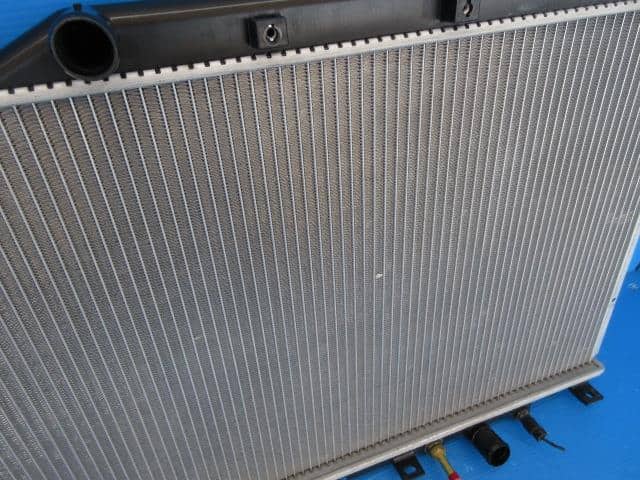 [Used]Step Wagon RF3 radiator 19010PNCJ52 - BE FORWARD Auto Parts