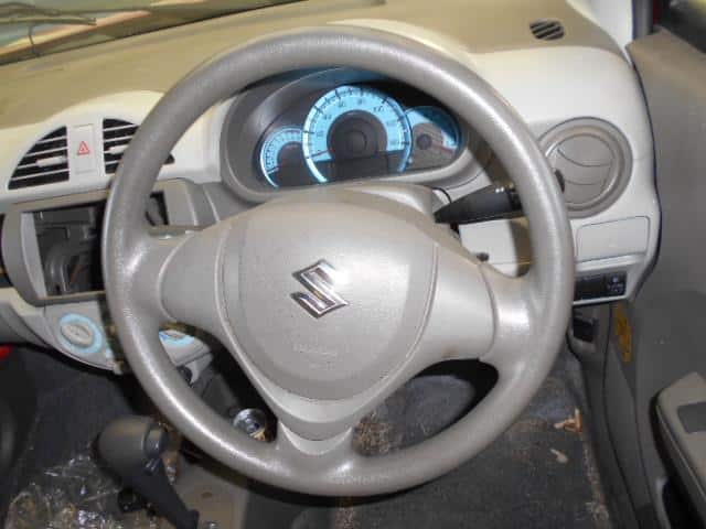 Alto steering Clearance