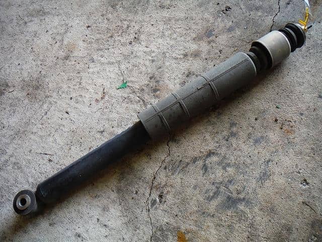 Used Tiida Latio Sc11 Right Rear Shock Absorber Be Forward Auto Parts
