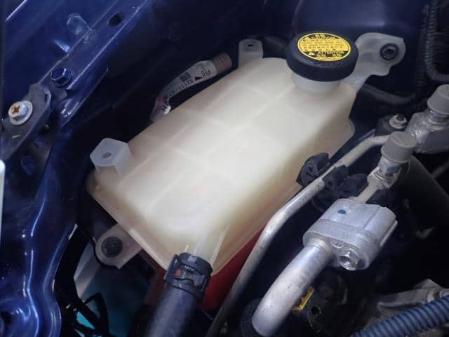 Used Prius Zvw30 Reserve Tank 1648028080 Be Forward Auto Parts