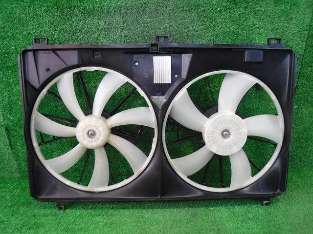 Used]Crown Hybrid GWS204 fan motor 1636331320 - BE FORWARD Auto Parts
