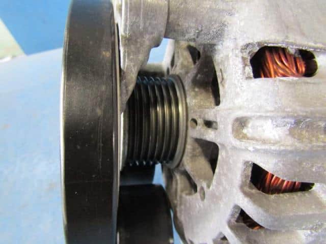 Used]XV Hybrid GPE alternator 23700AA901 - BE FORWARD Auto Parts