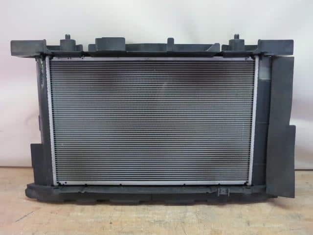 Used]Blade AZE154H radiator 1640028650 BE FORWARD Auto Parts