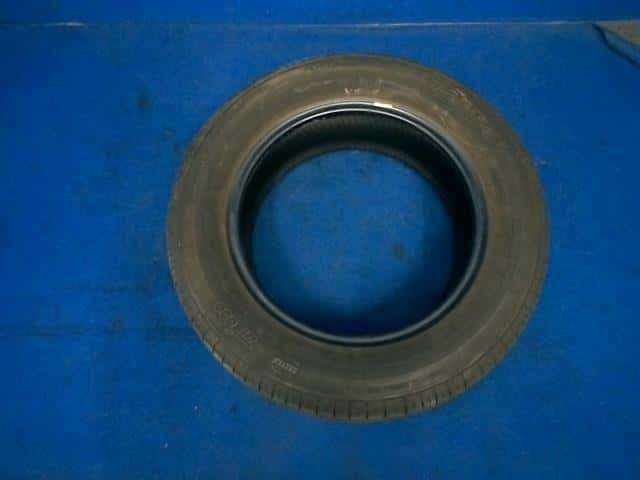 Used]Voxy ZWR80G normal tire 195/65R15 - BE FORWARD Auto Parts