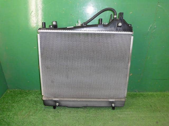 Used]Clipper DR17V radiator 214004A01D BE FORWARD Auto Parts