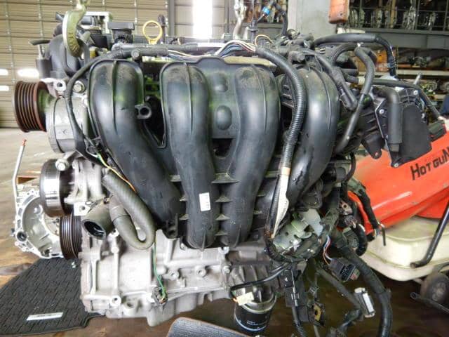Used]Premacy CREW engine ASSY LF5H02300 - BE FORWARD Auto Parts