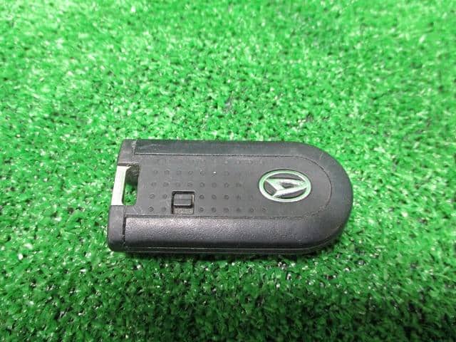 Used]Cast LA260S Engine Control Unit / ECU 89561B2120 - BE FORWARD