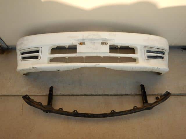 三菱 ランサー 2000 (GF-CM2A) フロントバンパー MR391946 Used]Front