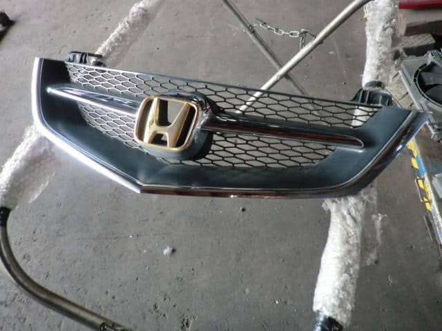 Used]Saber UA4 Front Grille 75101S0KJ11 BE FORWARD Auto Parts