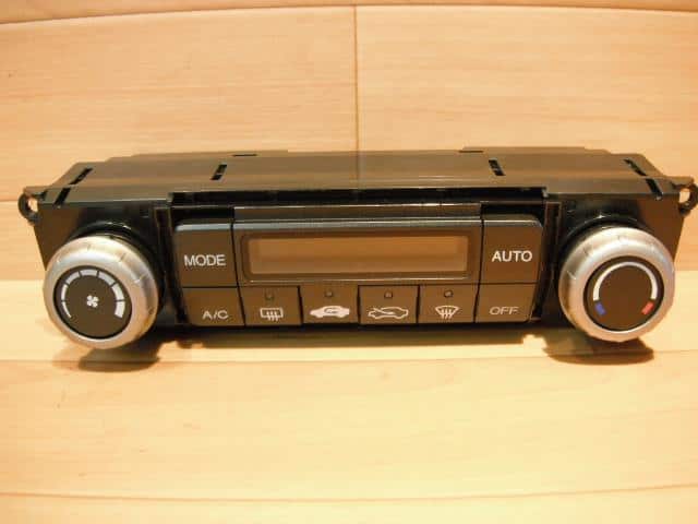 Used]Civic FD2 Air Conditioner Panel Switch BE FORWARD Auto Parts