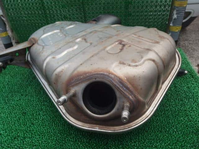 Used]BMW E84 X1 VL18 Rear scarf 7598979 - BE FORWARD Auto Parts