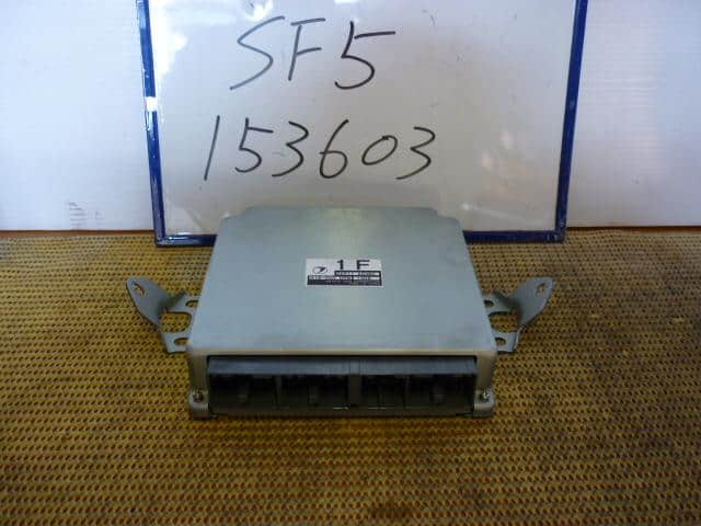 Used]Forester SF5 Engine Control Unit / ECU 22611AG380 - BE