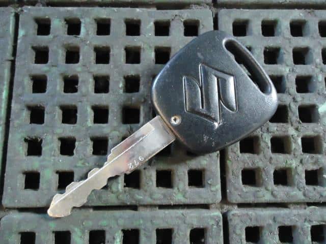 [Used]Wagon R MH23S Keyless Entry Remote Control Key 3714558J82 - BE ...
