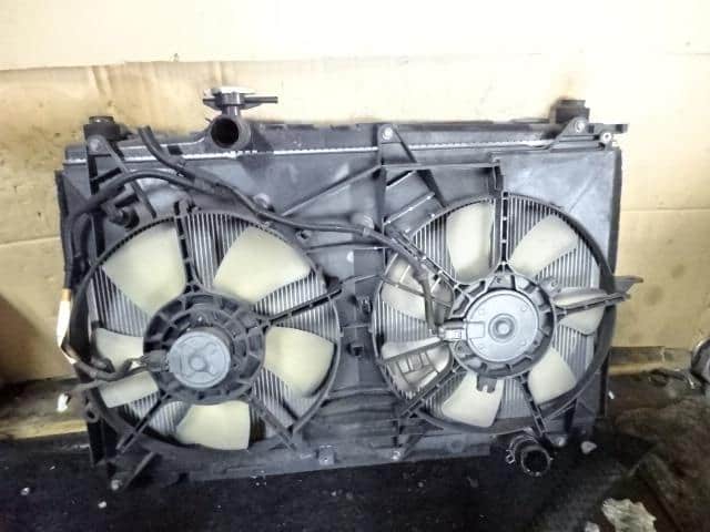 Used]Voxy ZRR70G radiator 1640037220 BE FORWARD Auto Parts