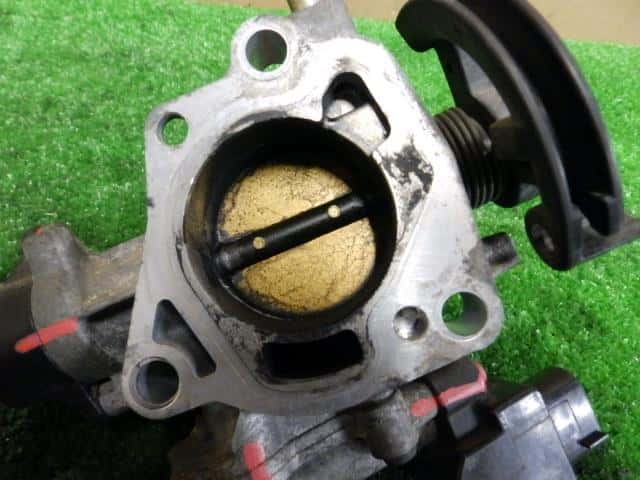 Used]BB NCP31 throttle body 2221021010 - BE FORWARD Auto Parts