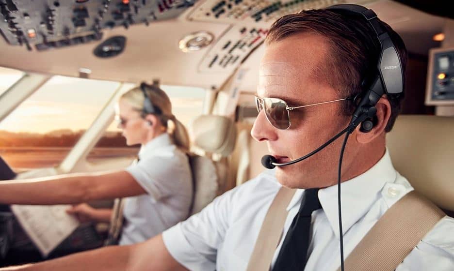 bose proflight series 2 aviation headset with bluetooth