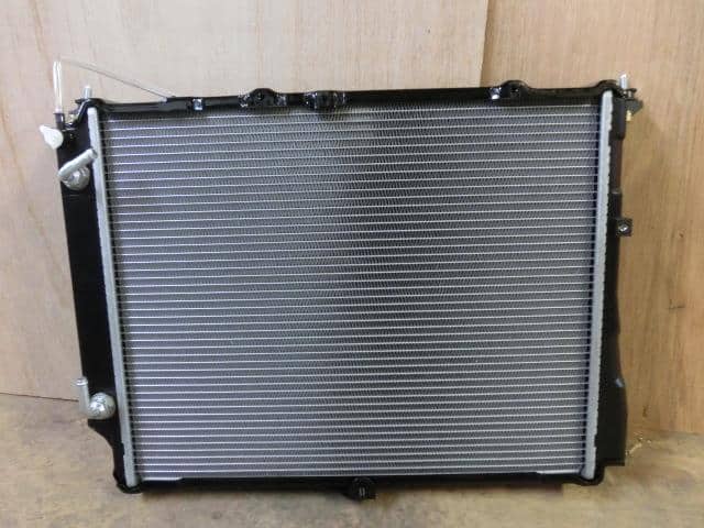 Used]Hiace LH178V radiator 164005B750 - BE FORWARD Auto Parts