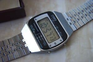 [New]digital box two timex digital watches amp; box one working, one ...