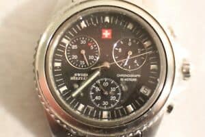 New]Switzerland military Chronograph bizarrerie bracelet montre swiss  military chronographe splendide gros cadran de 40mm bracelet inox - BE  FORWARD Store