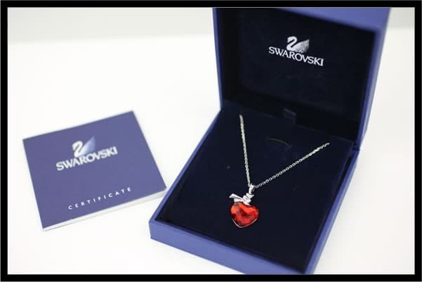 heart pendant necklace 