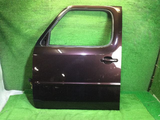 Used]Front Left Door Assembly NISSAN Cube 2007 DBA-YZ11