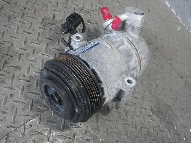 VW アップ！ DBA-AACHY A&frasl;Cコンプレッサー フォルクスワーゲン