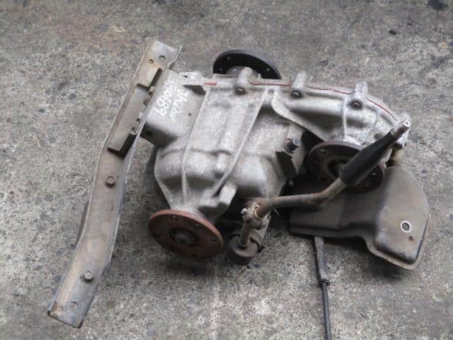 [Used]Transfer Case SUZUKI Jimny 1996 E-JA22W - BE FORWARD Auto Parts