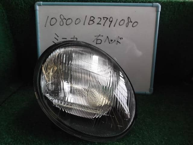 Used]Right Headlight MITSUBISHI Minica 1997 V-H32V MR124734