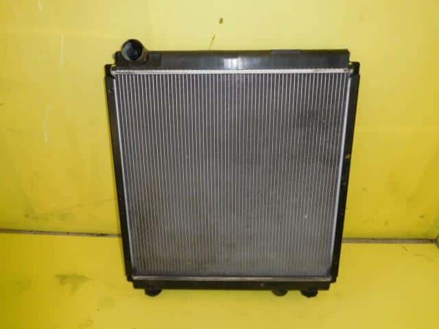 [Used]Radiator MITSUBISHI Canter 2009 BJG-FE84BV ME418347 - BE FORWARD ...