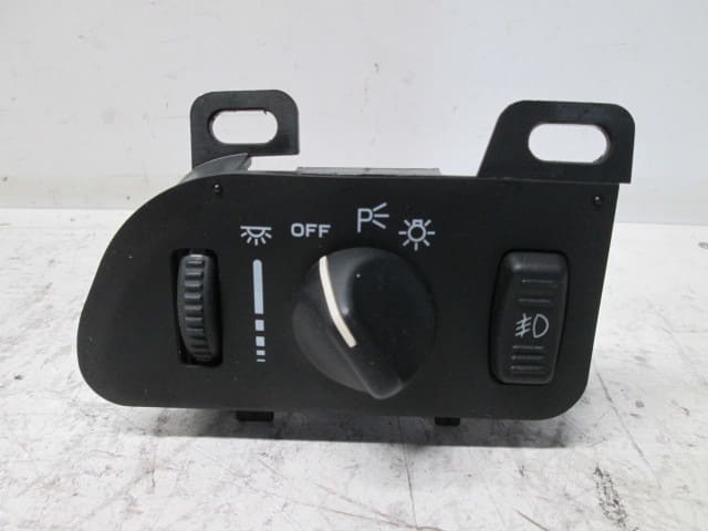 Used]Chevrolet Camaro Z28 CF45B light switch - BE FORWARD Auto Parts