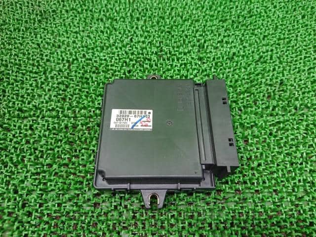 パーツ Carry DA63t Electric ECU 33920-67HP1 Used]Carry DA63T Engine Control Unit / ECU 3392067H10 - BE FORWARD