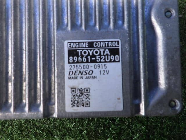 Used]Engine Control Unit TOYOTA Aqua 2013 DAA-NHP10 8966152U90