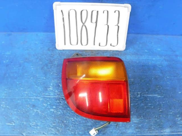 Used Left Tail Light Toyota Caldina 2001 Gg Et196v 8156021140 Be Forward Auto Parts