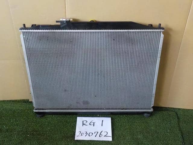 [Used]Step Wagon Spada RG1 radiator - BE FORWARD Auto Parts