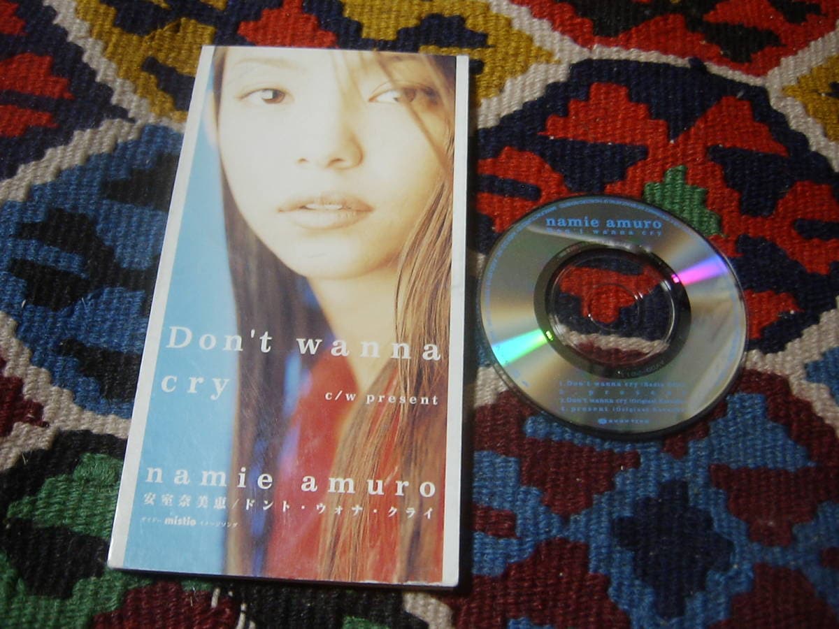 Used]90's Namie Amuro (8cm-CD-s) Don' t wanna cry / present