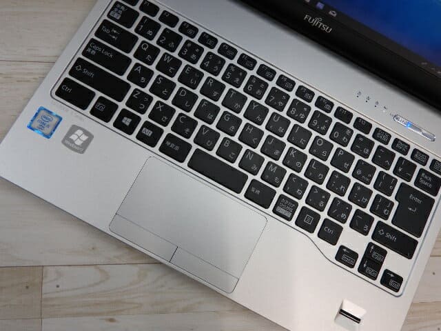 Used]B rank FUJITSU LIFEBOOK S936/M sixth generation Core i5