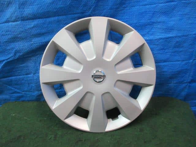 Used]Tiida Latio SC11 hubcap 40315ED000 - BE FORWARD Auto Parts