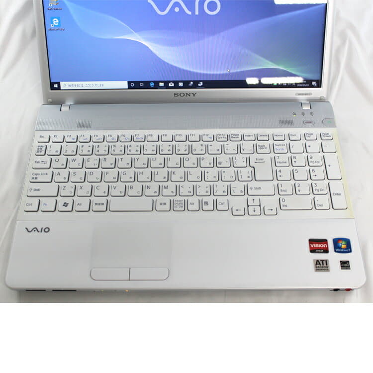 15インチのホワイト SONY VAIO 320GB 4G WIN10