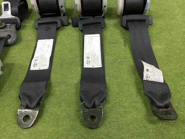 Used]Chaser JZX100 seat belt 7321022541B0 - BE FORWARD Auto Parts