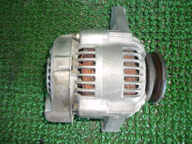 Used]Minicab U15T alternator MD107461 - BE FORWARD Auto Parts