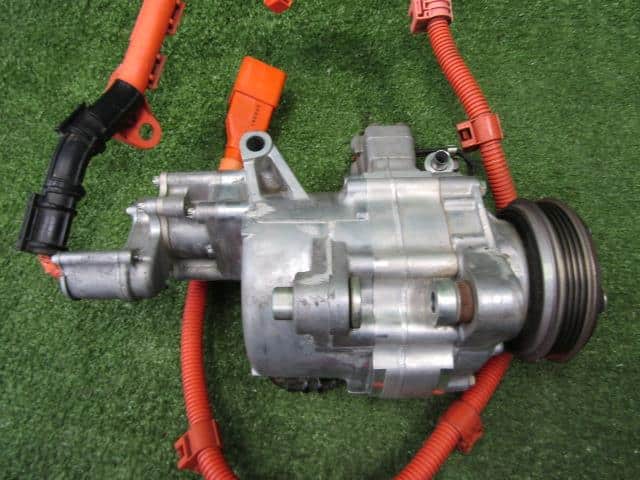 Used]Civic FD3 A/C Compressor 38810RMXA01 - BE FORWARD Auto Parts