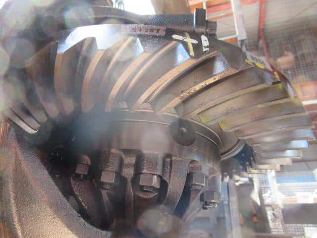 Used]Giga CXZ52K6 Rear Differential Gear 1410013960 - BE