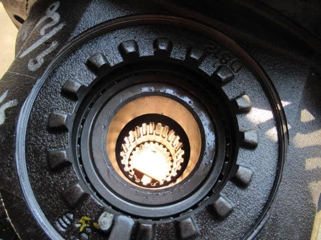 Used]Giga CXZ52K6 Rear Differential Gear 1410013960 - BE