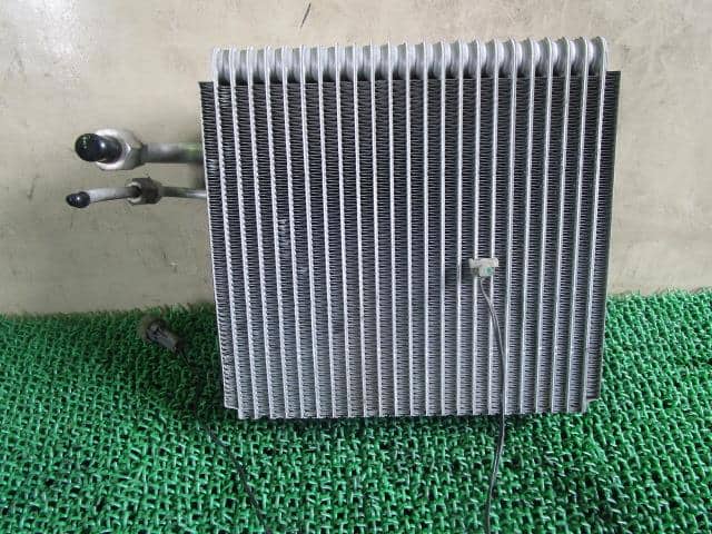 Used]Giga CXZ52K6 evaporator 1835620990 - BE FORWARD Auto Parts