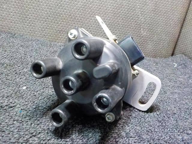 Used]Ignition Distributor MAZDA BONGO 2006 TC-SK82V F2P718200 - BE