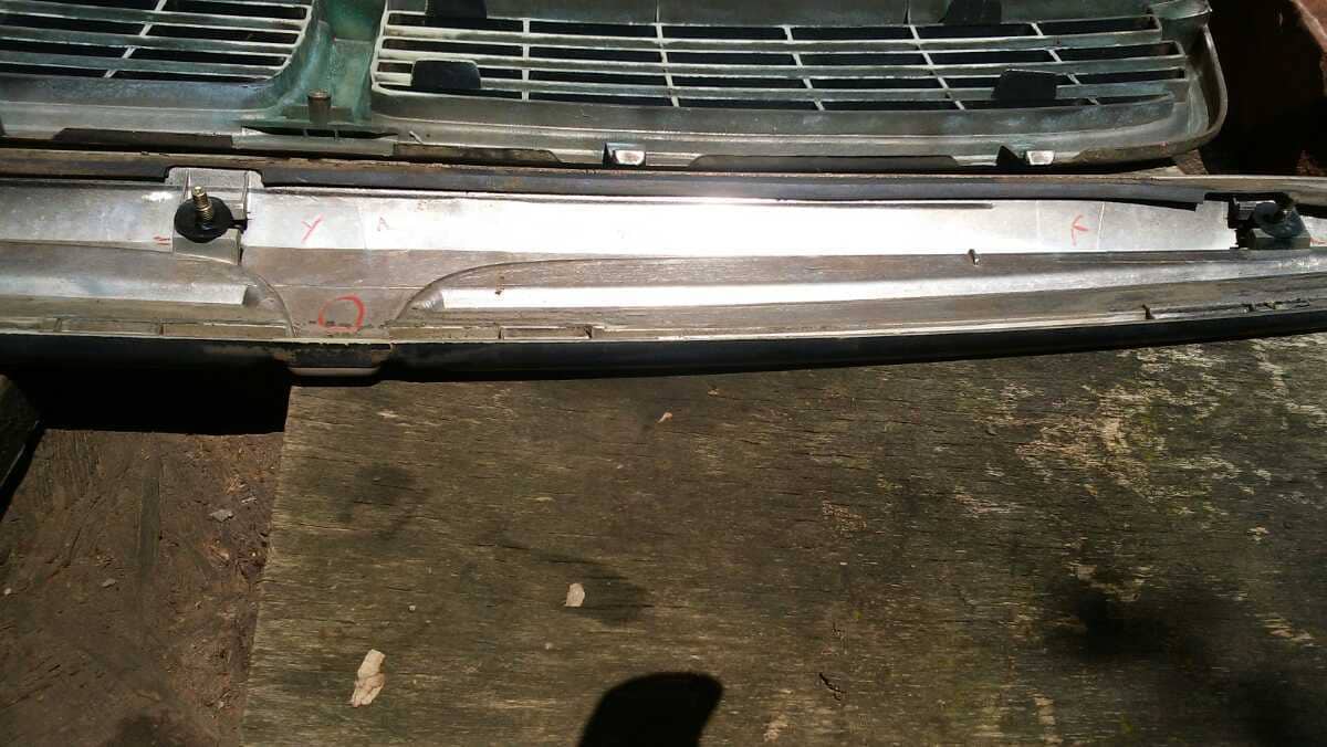 [Used]Starlet carat E-EP91 Radiator Grille top and bottom 001092 - BE ...
