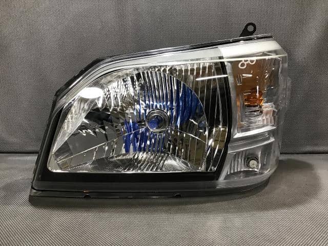 Used]Left Headlight DAIHATSU Hijet 2016 EBD-S500P 81170B5120 - BE