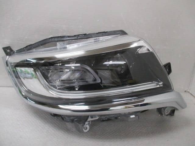 Suzuki Spacia Custom MK53S right Light Suzuki Spacia Custom MK53S