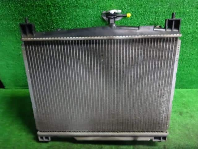 [Used]Vitz SCP10 radiator 1640023091 - BE FORWARD Auto Parts