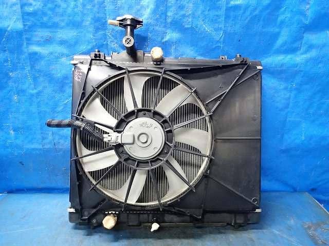 [Used]Swift ZC72S radiator 1770071L00 - BE FORWARD Auto Parts